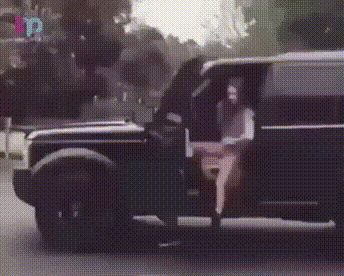 1500295970168134600.gif
