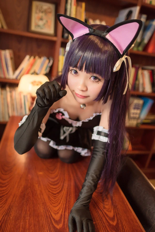 Cute-Nekomimi-Tail-Kuroneko-Cosplay-10.webp