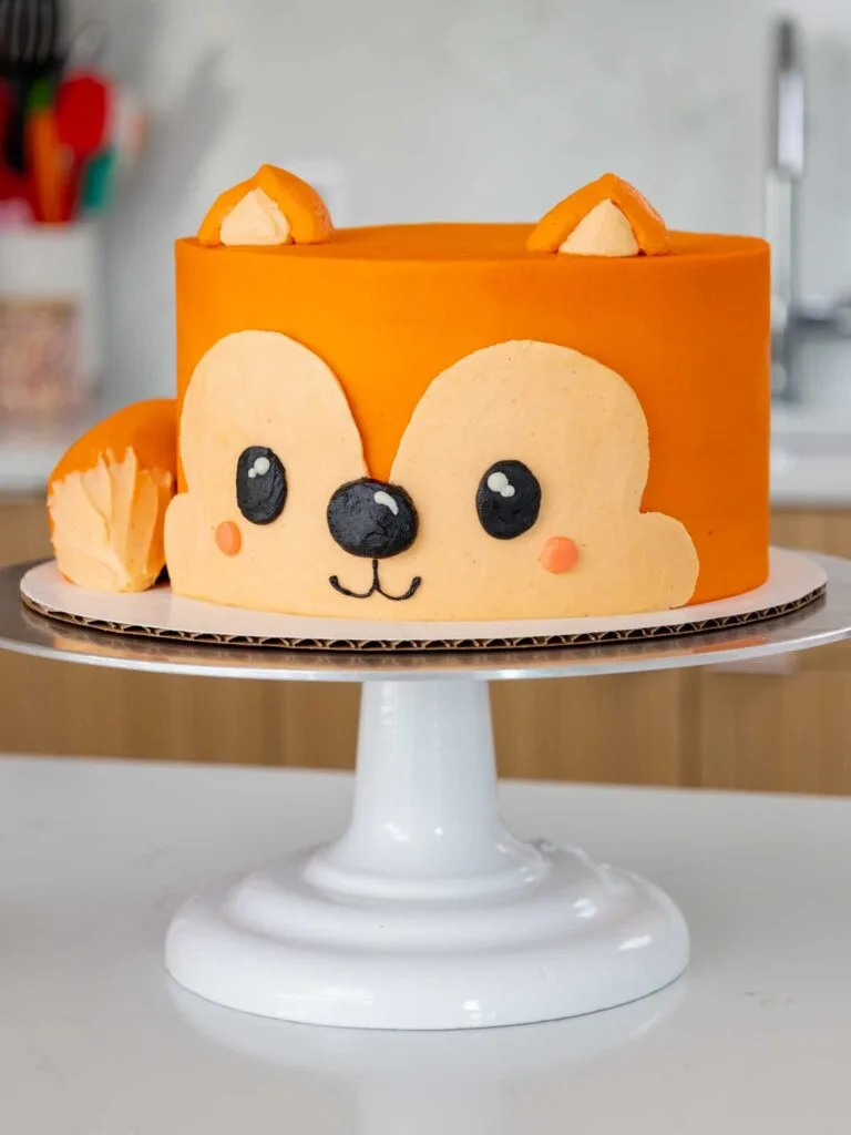 finished-fox-cakev1-768x1024.webp